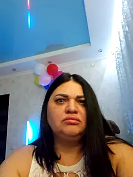 -CUTE-EVVIL- online show from 25, 4, 2026