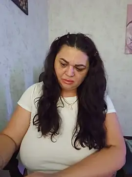 Snapshot of -CUTE-EVVIL- chatting on 28, 6, 2026 -CUTE-EVVIL- online show from 28, 6, 2026