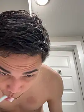 boysweet25 online show from 26, 4, 2026