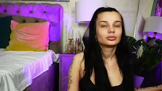 MiraBabeX online show from 28, 4, 2026