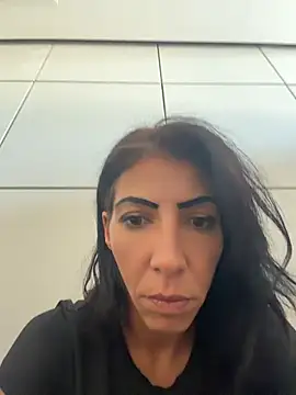 Yasmiinee online show from 16, 6, 2026