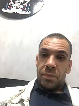 justef09 online show from 15, 5, 2026