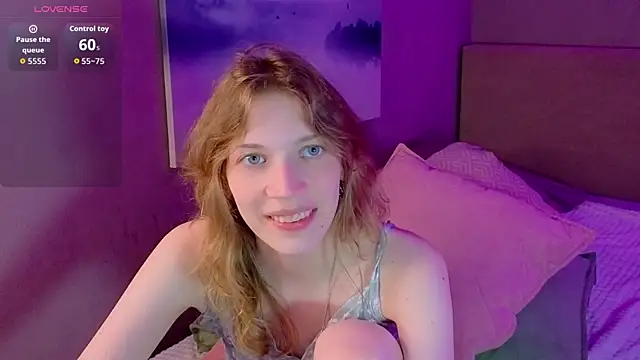 Emily Cartex online show from 13, 6, 2026