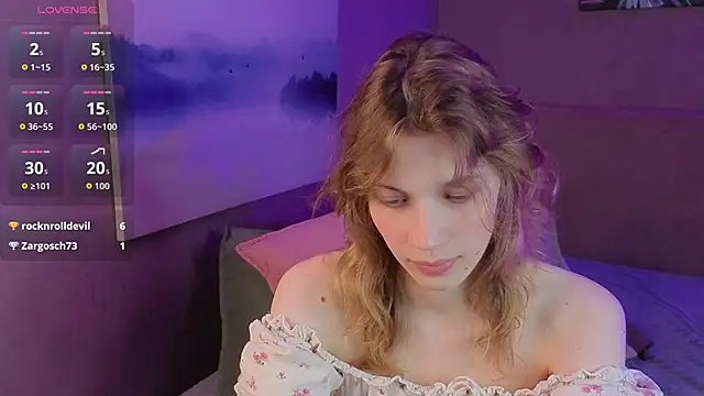 Emily Cartex online show from 17, 6, 2026