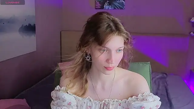 Emily Cartex online show from 10, 7, 2026