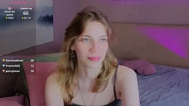 Emily Cartex online show from 14, 7, 2026