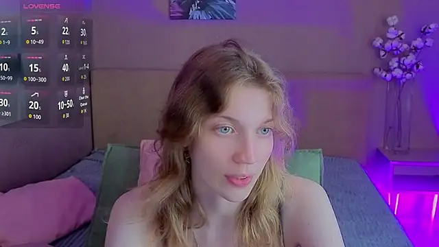 Emily Cartex online show from 17, 7, 2026