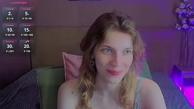 Emily Cartex online show from 28, 7, 2026