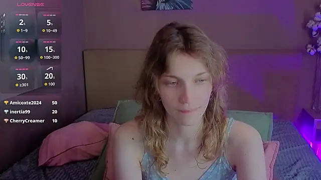 Emily Cartex online show from 28, 7, 2026