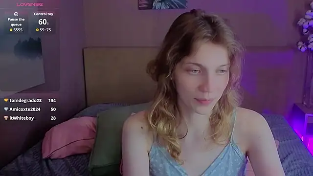 Emily Cartex online show from 28, 7, 2026