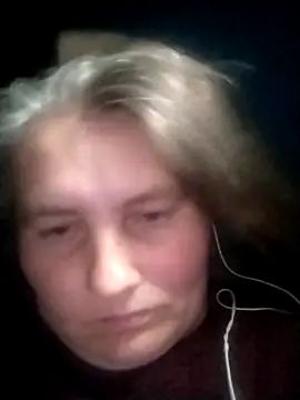 Snapshot of IrisMaris37 chatting on 13, 5, 2026 IrisMaris37 online show from 13, 5, 2026