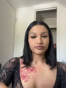 latinadollxo online show from 10, 5, 2026