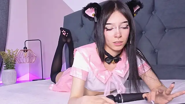 sweet kitty 4 online show from 25, 6, 2026