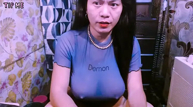 Snapshot of TSjuicyhotdrops chatting on 15, 1, 2025 TSjuicyhotdrops online show from 15, 1, 2025