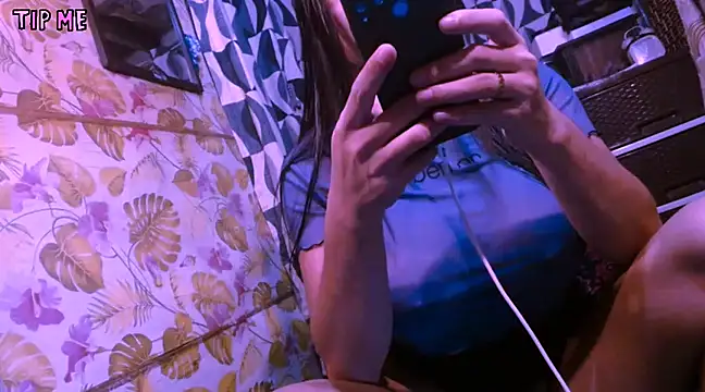 Snapshot of TSjuicyhotdrops chatting on 9, 2, 2025 TSjuicyhotdrops online show from 9, 2, 2025