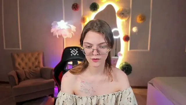 Avrora Spark online show from 27, 4, 2026