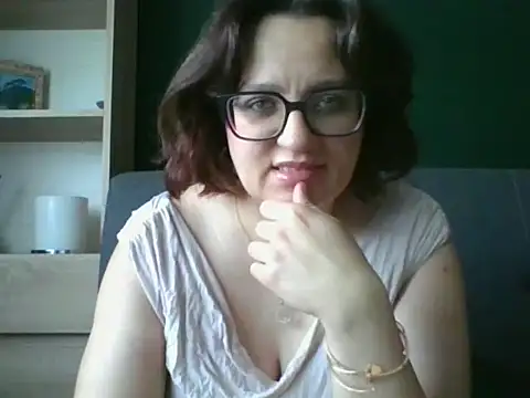 sensual paris online show from 3, 7, 2026