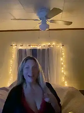 Snapshot of bigtitslivetofuck chatting on 26, 2, 2025 bigtitslivetofuck online show from 26, 2, 2025