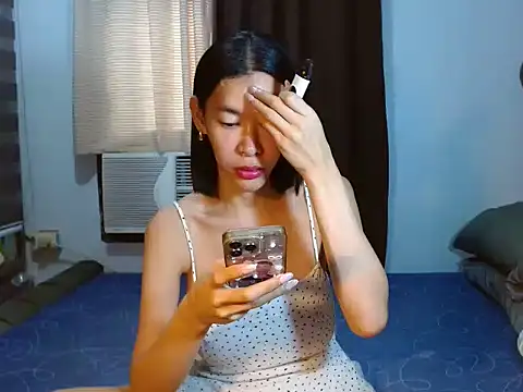 1perfectmodel online show from 9, 11, 2025