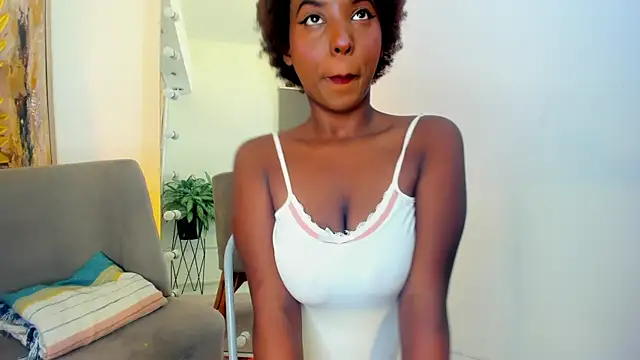 Kiara Curls online show from 1, 7, 2026