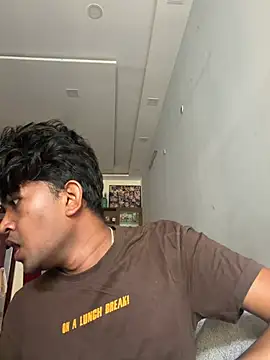 nilanfucks online show from 25, 6, 2026