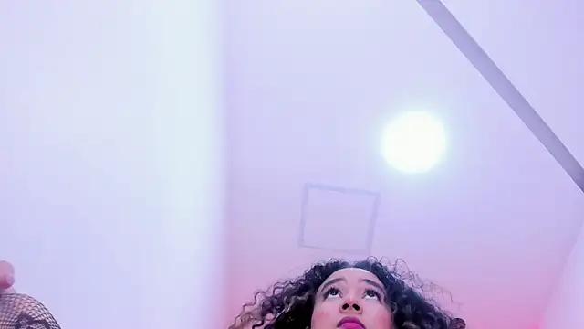 kimberly hot6 online show from 17, 7, 2026