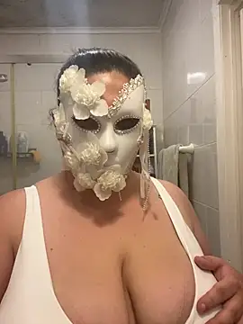 XXXKatyzinhaXXX online show from 6, 8, 2026