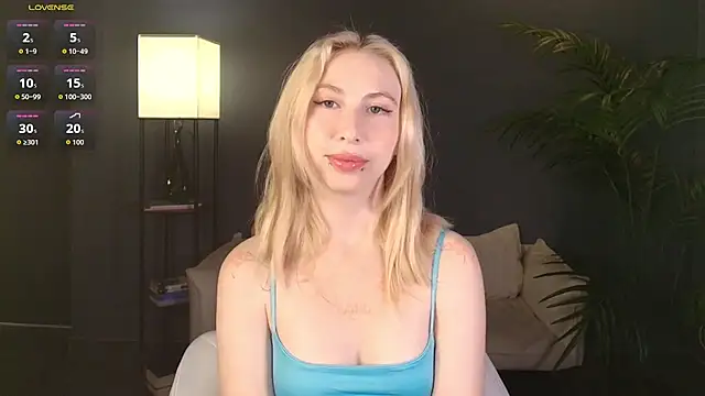 MilkChoc0late online show from 23, 7, 2026