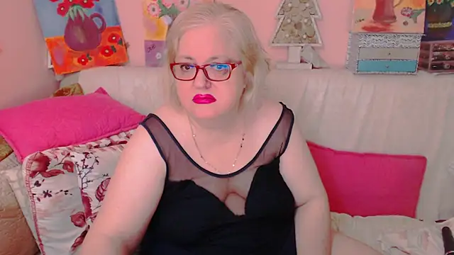Snapshot of Maturelove_xxx chatting on 9, 7, 2026 Maturelove xxx online show from 9, 7, 2026