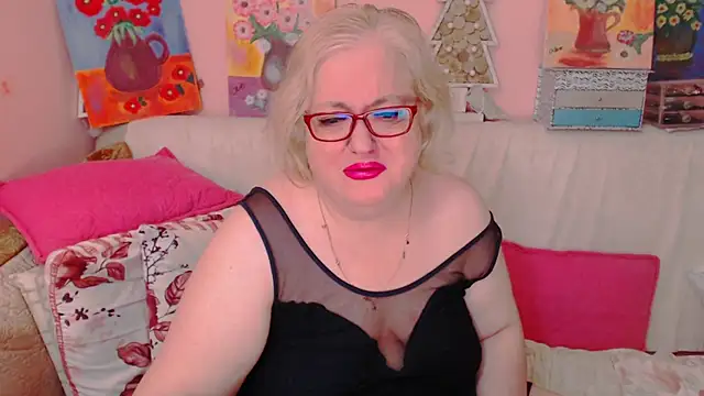 Snapshot of Maturelove_xxx chatting on 10, 7, 2026 Maturelove xxx online show from 10, 7, 2026