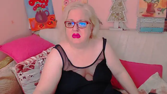 Snapshot of Maturelove_xxx chatting on 17, 7, 2026 Maturelove xxx online show from 17, 7, 2026