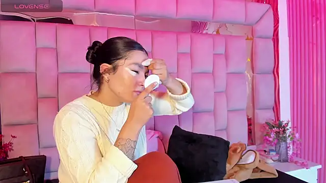 Anal Temptation online show from 28, 7, 2026