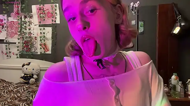 Miss Amy00 online show from 3, 8, 2026