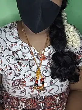 Snapshot of tamil_butterfly chatting on 2, 6, 2026 tamil butterfly online show from 2, 6, 2026