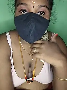 Snapshot of tamil_butterfly chatting on 9, 6, 2026 tamil butterfly online show from 9, 6, 2026
