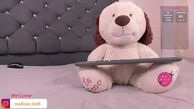 madiison hot online show from 28, 7, 2026