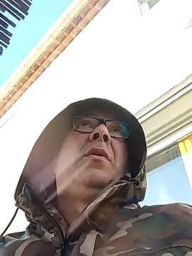 Soloyan online show from 5, 3, 2025