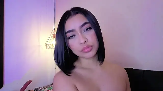 Chloe monroee online show from 25, 6, 2026