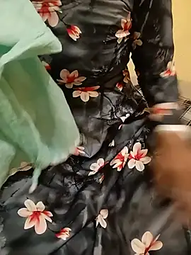 Seema yadav01 online show from 17, 7, 2026