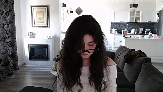 cute lilia online show from 3, 5, 2026