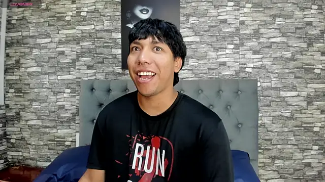 Snapshot of jhoan_evanss chatting on 4, 8, 2026 jhoan evanss online show from 4, 8, 2026