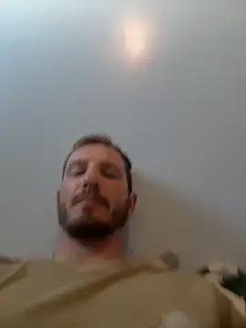 Snapshot of Oliverhnt chatting on 24, 5, 2026 Oliverhnt online show from 24, 5, 2026