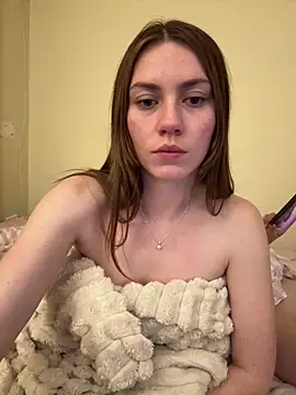 Snapshot of daisycollins chatting on 6, 6, 2026 daisycollins online show from 6, 6, 2026