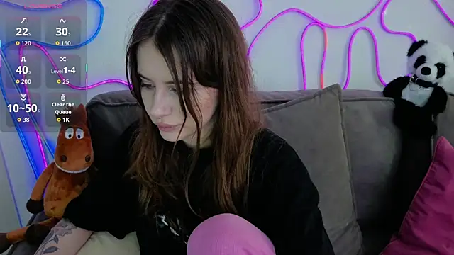 evvaavve online show from 8, 8, 2026
