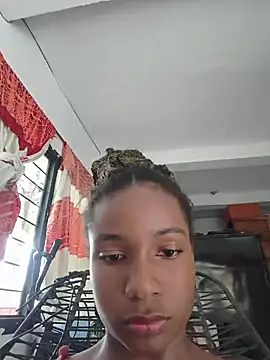 Snapshot of OshunHoney chatting on 17, 7, 2026 OshunHoney online show from 17, 7, 2026