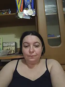 EmmaEmmy40 online show from 1, 7, 2026