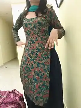 zoya baby  online show from 31, 7, 2026