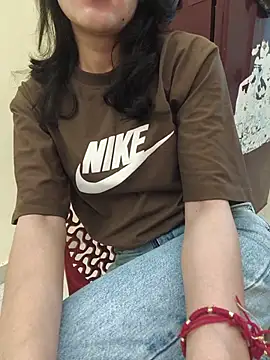 zoya baby  online show from 3, 8, 2026