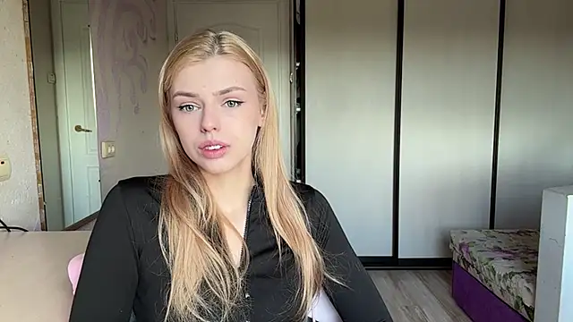 ScarlettRosy online show from 29, 5, 2026