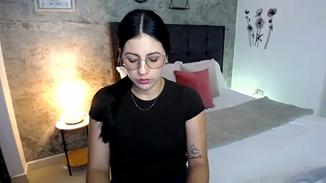 isa cruzx online show from 15, 5, 2026